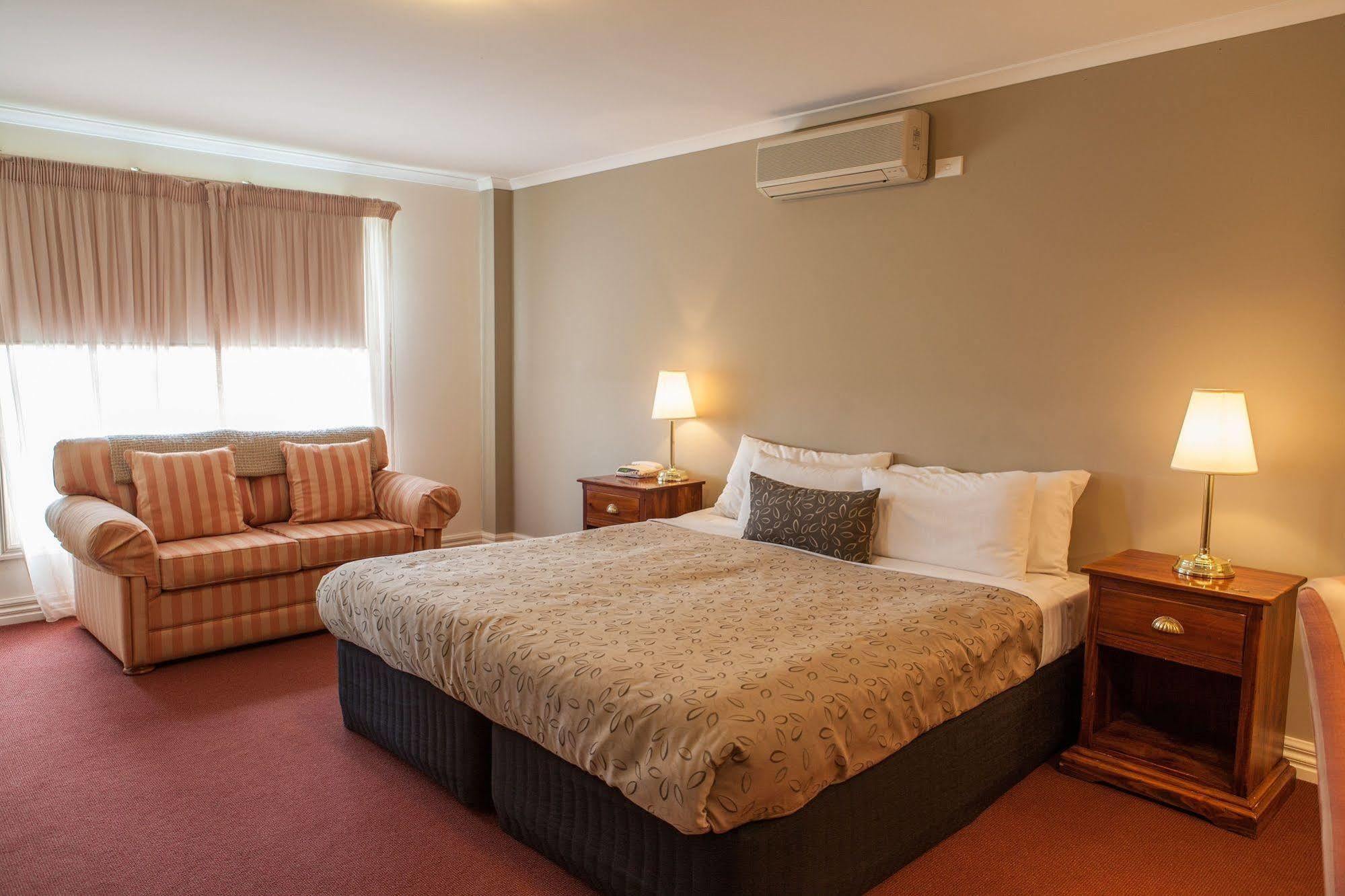 Cleveland Estate Hotel Lance Field Eksteriør billede